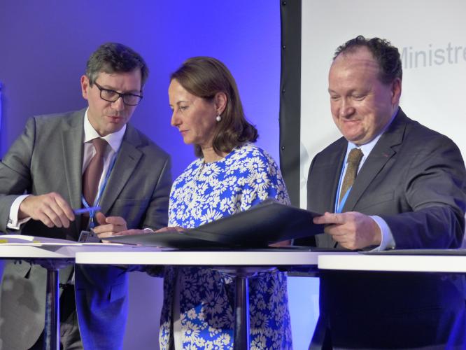 Ségolène Royal announces EUR 1bn of new EIB loans in support of energy transition in France
